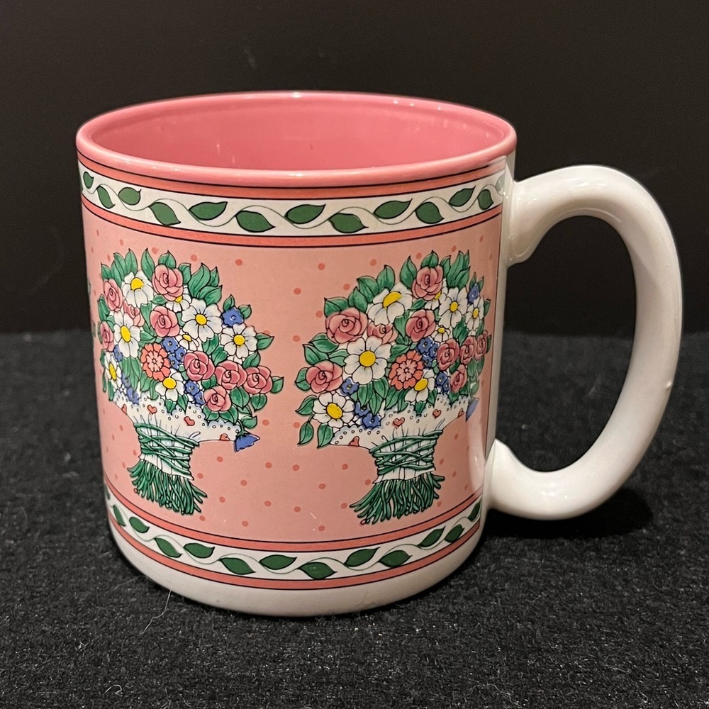 Vintage Flowers Inc. Balloons “Peaches” Floral Bouquet Pink and White Mug - Picture 4 of 10